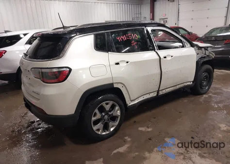 2018 Jeep Compass Limited 4X4 from USA, damaged, VIN 3C4NJDCB2JT205363